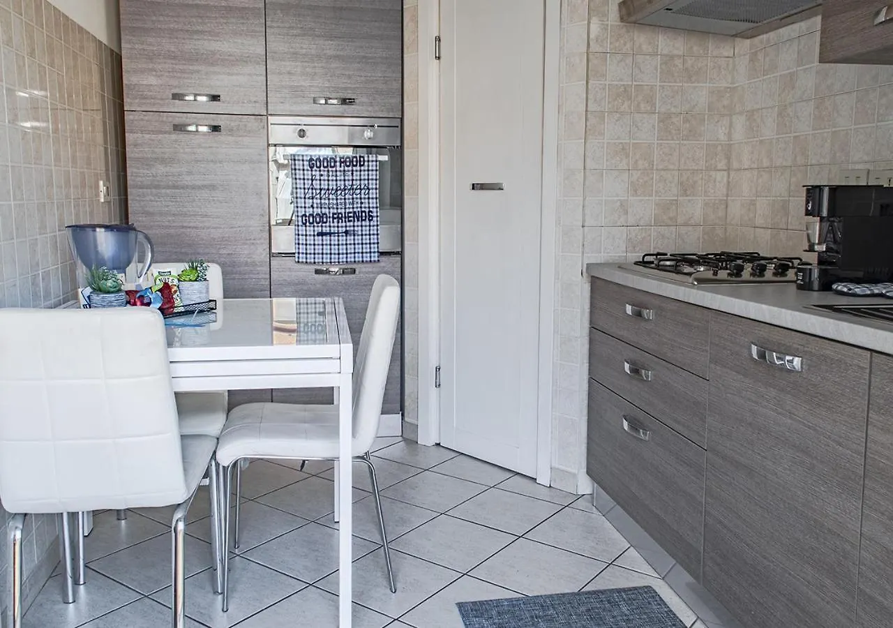 Bellissima Casa Con Clima In Centro - Il Maestrale Apartment Livorno